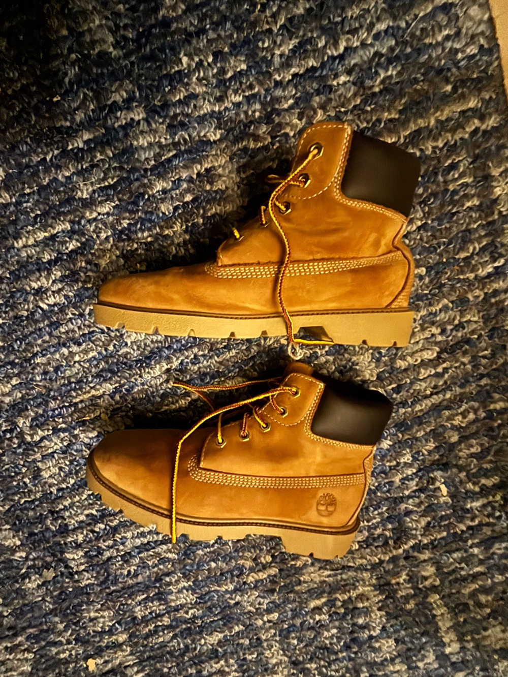 EUC Timberland Kids 6” Premium Waterproof Boots Wheat Nubuck Size 3